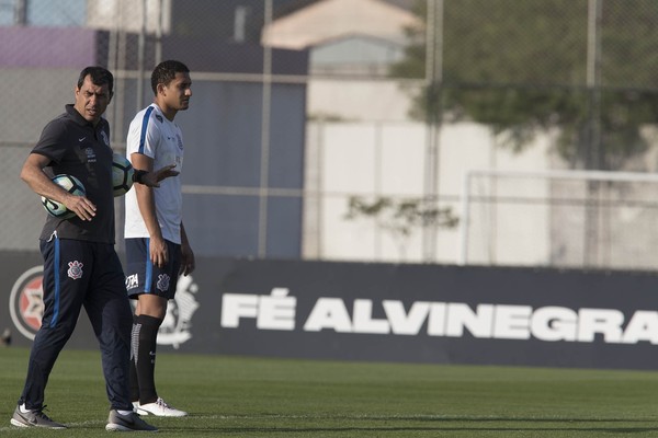 Corinthians busca ajuste fino para evitar novos gols de cruzamentos