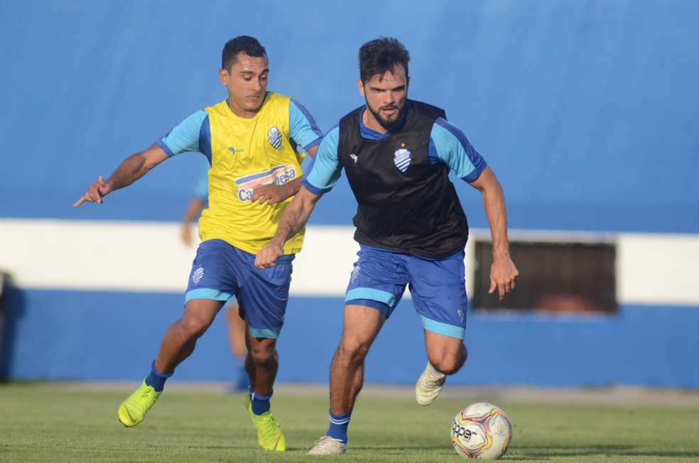 Nadson e Norberto em treino do CSA — Foto: Augusto Oliveira/ASCOM CSA