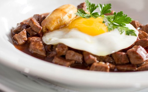 Perfeito pro almoço de domingo, Picadinho a Paulista é uma delícia ...