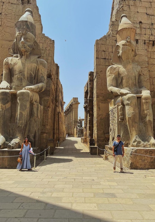 Giovanna Lancellotti e Gabriel David protagonizam novas - e belas - fotos no Egito (Foto: Reprodução/Instagram)