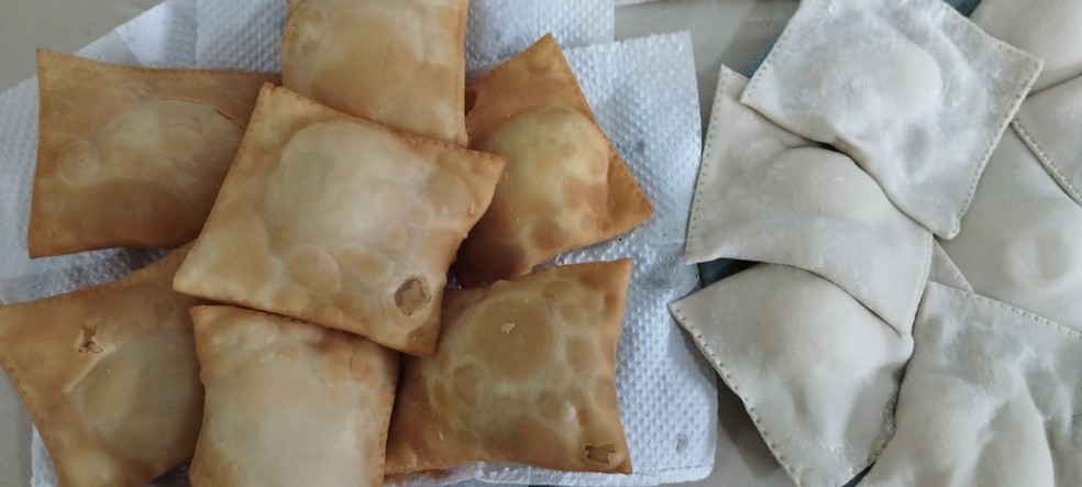 Ovo coberto é o terceiro salgado mais vendido em Cruzeiro do Sul, diz dona de lacnhonete  — Foto: Arquivo pessoal 