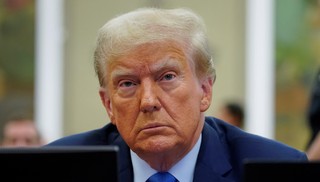 Interferência nas eleições, suborno a atriz pornô e retenção de documentos secretos: entenda as acusações contra Donald Trump