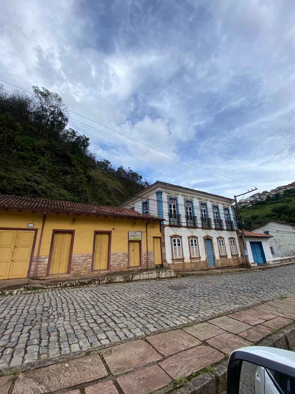 Fachada do casarão Solar Baeta Neves, destruído por deslizamento de terra em Ouro Preto — Foto: Arquivo pessoal