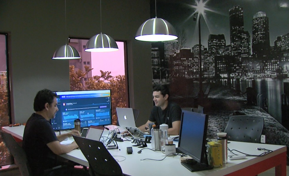 Empresa de Araraquara gerencia aplicativo de transporte voltado para mulheres com atuação em São Paulo — Foto: Rodrigo Sargaço/EPTV