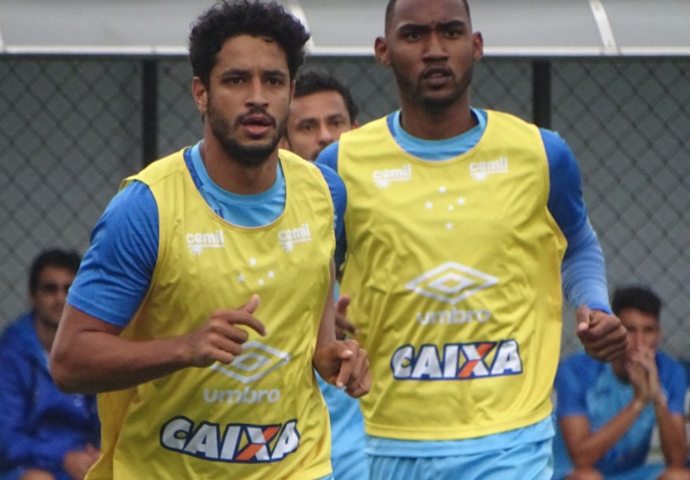Julgado pelo STJD, Léo, do Cruzeiro, cumprirá suspensão no 