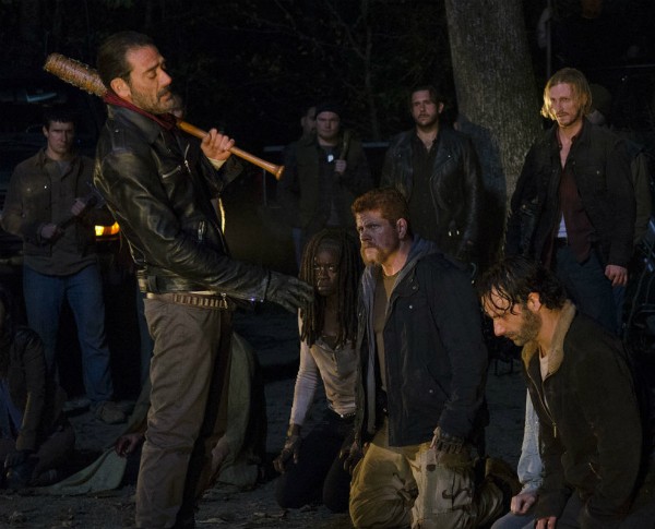 Uma das cenas finais da 6ª temporada de 'The Walking Dead' (Foto: Reprodução)