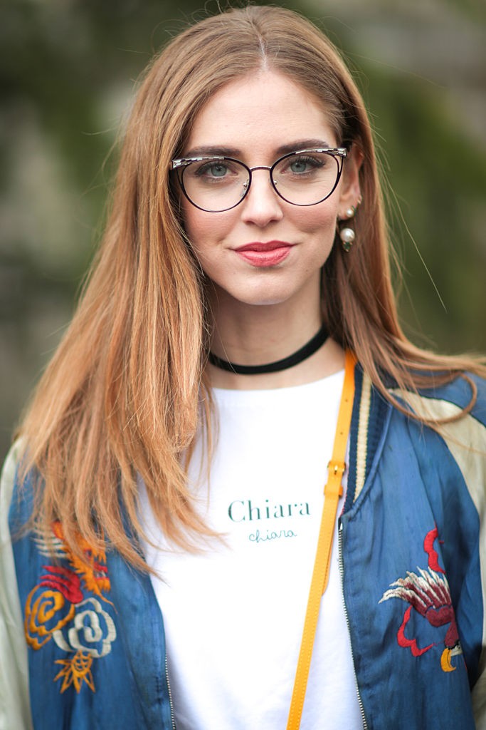 Dicas de maquiagem para quem usa óculos (Foto: Getty Images)