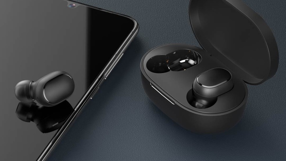 Redmi AirDots 2 ou Mi True Wireless Earbuds Basic 2? Veja motivos para comprar opção oficial no Brasil — Foto: Divulgação/Xiaomi