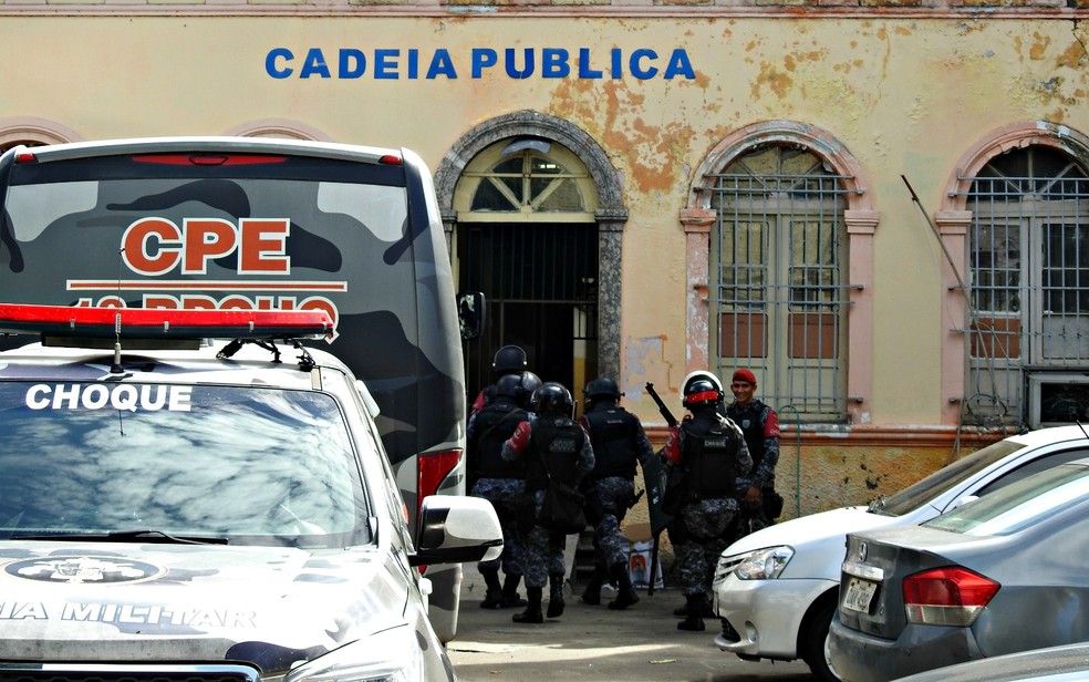 Batalhão de Choque na Cadeia Pública Raimundo Vidal Pessoa, antes de desativação em 2017. — Foto: Adneison Severiano/G1 AM