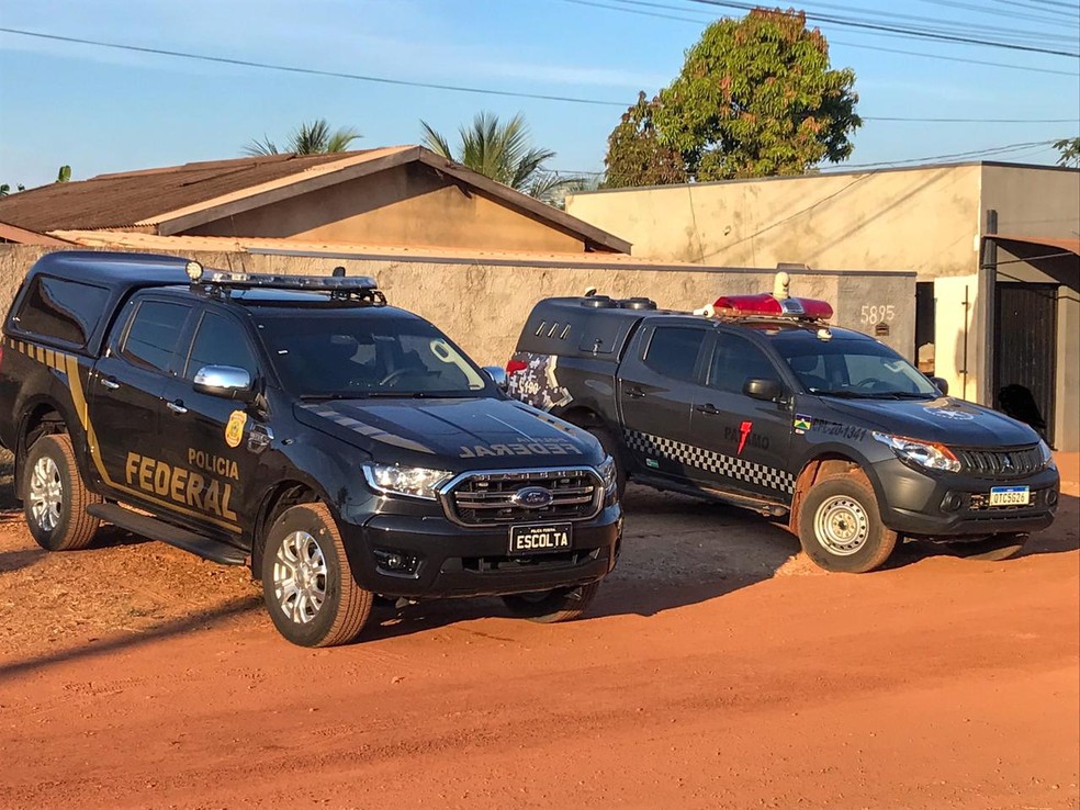 Operação Noctâmbulos: Policiais cumpriram mandados de busca e apreensão em Rolim de Moura, RO — Foto: PF/Divulgação