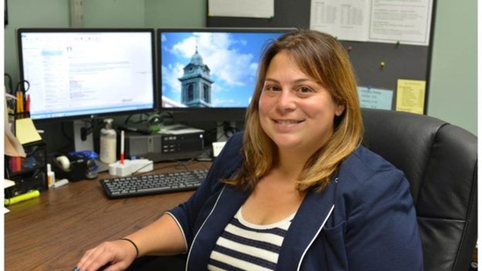 Para Jaclyn Schildkraut, excesso de atenção acaba recompensando autores ao torná-los famosos e pode inspirar novos ataques — Foto: JIM RUSSELL/SUNY OSWEGO