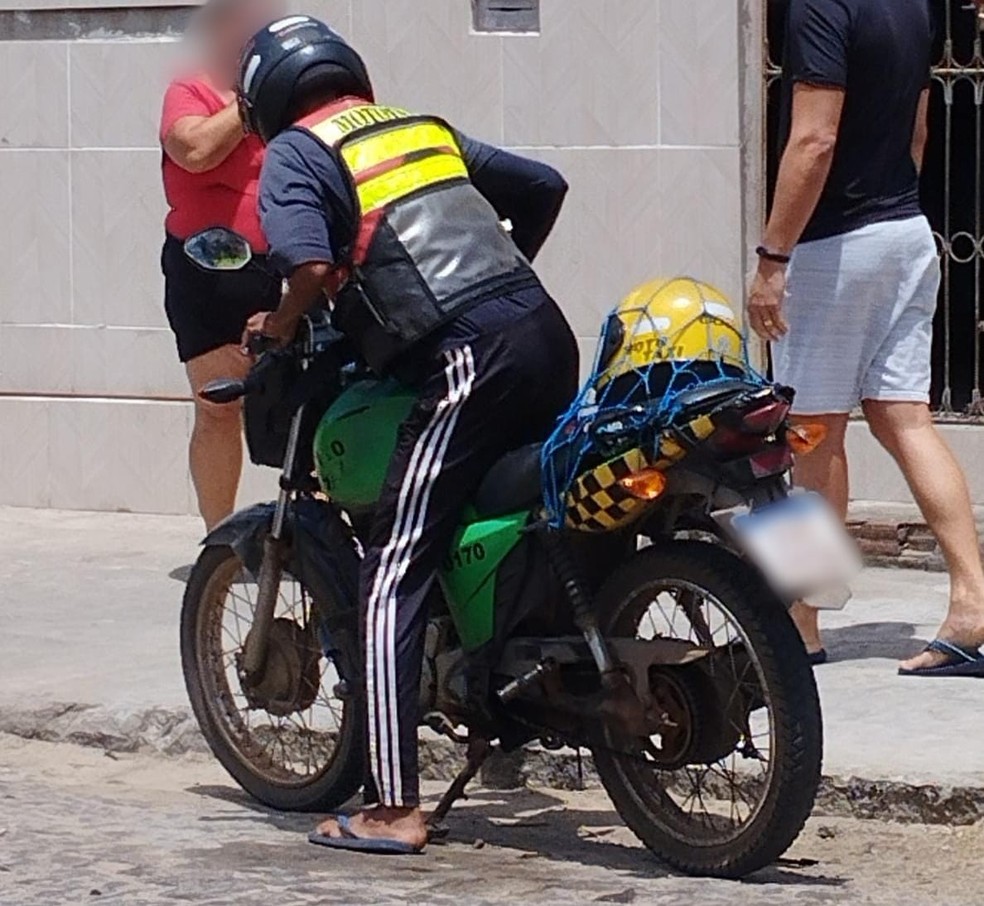 Pai entrega à polícia filho que usou moto e farda dele para fazer assaltos  na Grande Natal | Rio Grande do Norte | G1