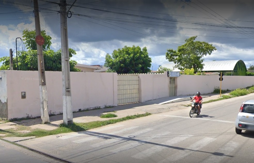 Escola Estadual Professor José Nogueira — Foto: Google Street View