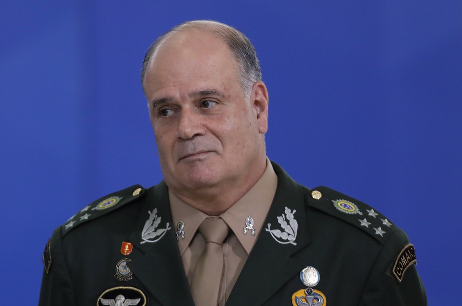 O comandante do Exército, general Marco Antônio Freire Gomes,