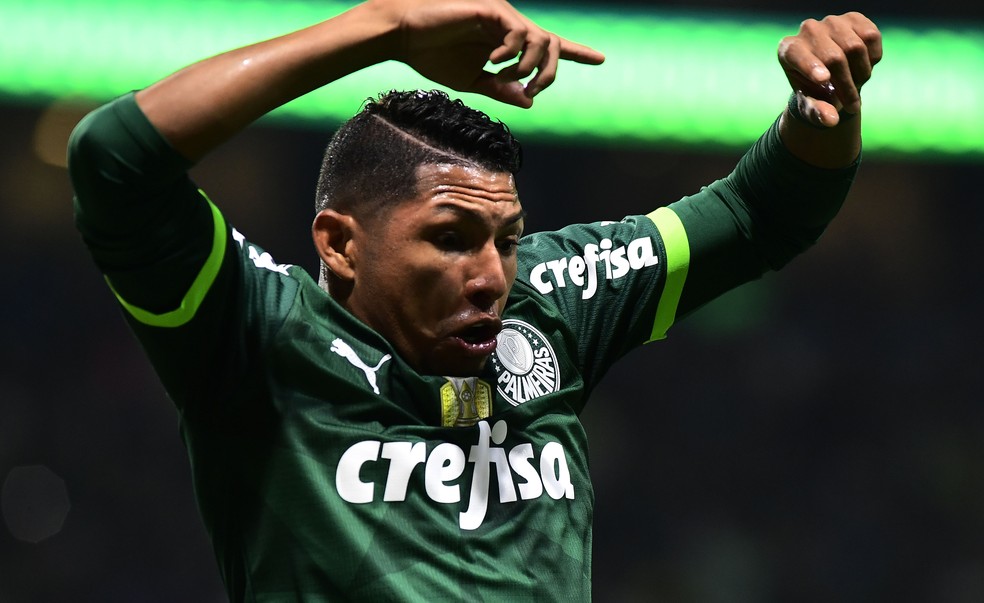 Palmeiras balançou a rede 37 vezes em estreias no Brasileirão desde 2001 — Foto: Marcos Ribolli
