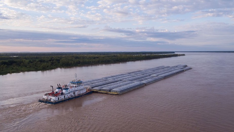 A implantação do comboio maior de barcaças ocorre na medida em que a Hidrovias do Brasil busca absorver a crescente produção de grãos de Mato Grosso