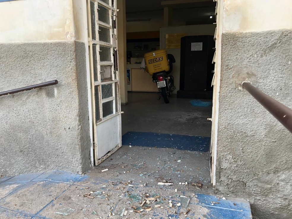 Agência dos Correios é arrombada em Boqueirão, na Paraíba ...