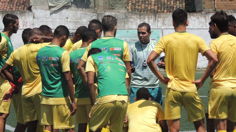Luciano Veloso sentiu falta da torcida ao lado da equipe (Foto: Lucas Liausu)
