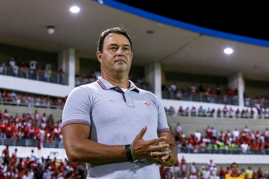 Roberto Fernandes volta a comandar o ABC apÃ³s cinco anos