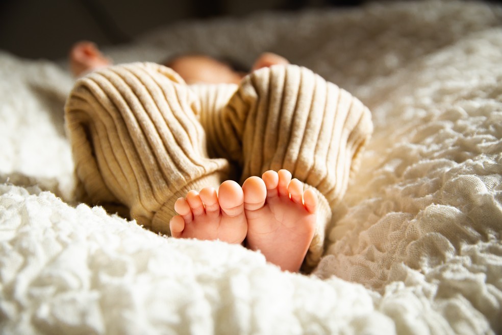 Comprar um quarto de bebê completo facilita na hora da chegada do pequeno  (Foto: Divulgação/Pexels (Ryutaro))