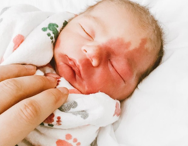 Leonardo recém-nascido (Foto: Reprodução Instagram)