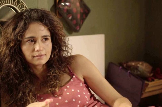 Nanda Costa é Érica em 'Amor de mãe' (Foto: Reprodução)