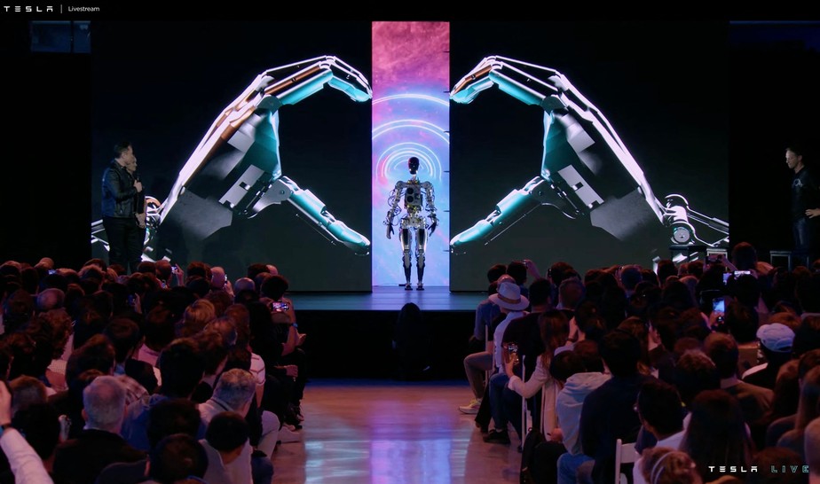 Optimus , o robô humanoide da Tesla,  tem polegares opositores e pode executar tarefas