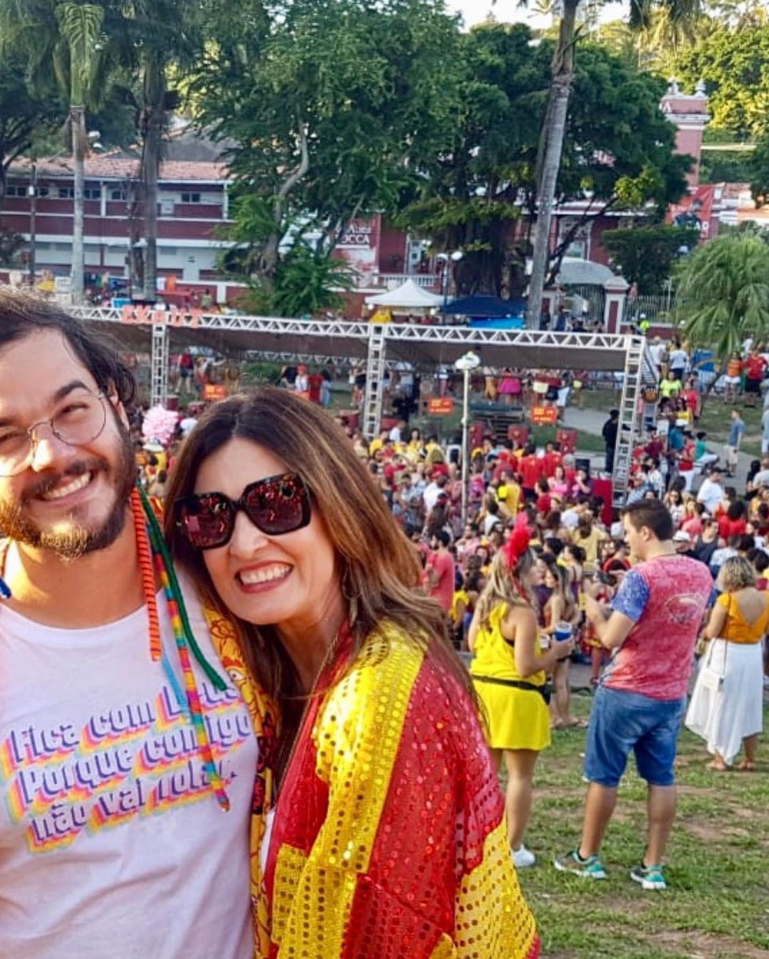 Fátima Bernardes lembra foto de Carnaval com Túlio Gadêlha (Foto: reproduçõa/instagram)
