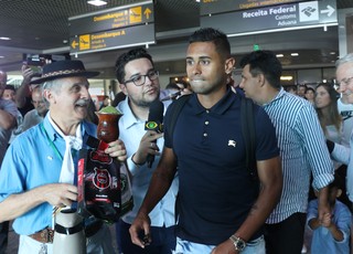 Kayke agradece interesse do Grêmio