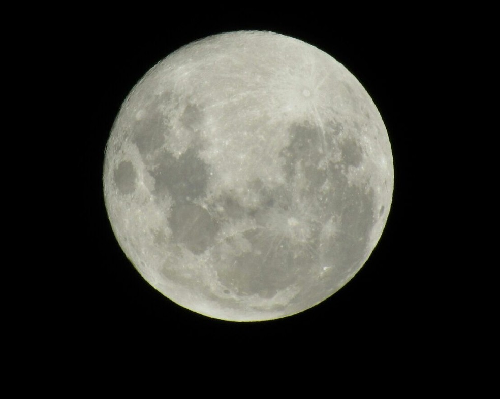 Os internautas e seguidores compartilharam os registros da lua com a equipe do TG (Foto: Júlio César/VC no TG)