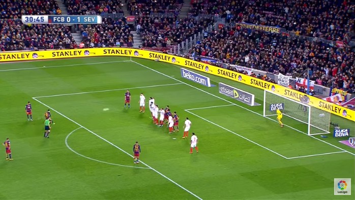 Messi gol falta Sevilla
