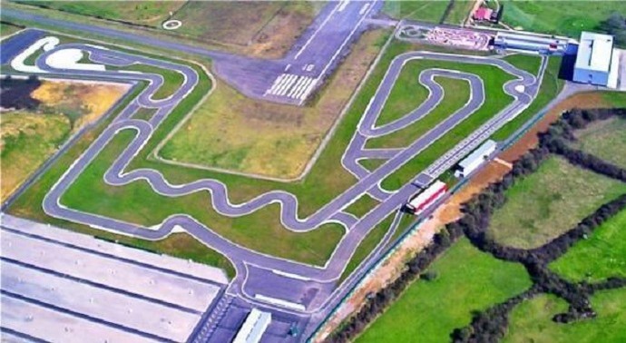 Imagem aérea do Kartódromo Fernando Alonso,site de aposta do flamengoOviedo, na Espanha (Foto: Divulgação)