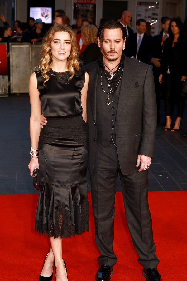 A modelo Amber Heard e o ator Johnny Depp (Foto: Getty Images)