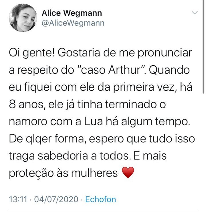 Alice Wegmann nega que tenha ficado com Arthur Aguiar quando ele era comprometido (Foto: Reprodução/Instagram)