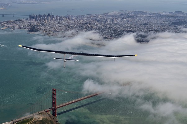 Em 2013, o Solar Impulse 1, o primeiro avião movido a energia solar, realizou com sucesso uma travessia entre São Francisco e Nova York (Foto: Divulgação/Facebook)