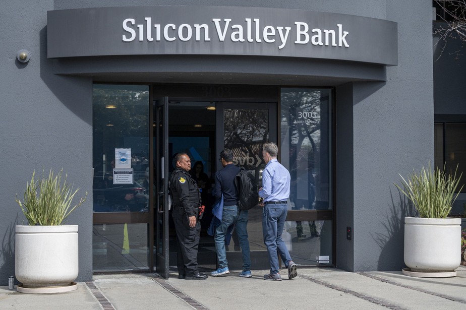 Sede do Silicon Valley Bank em Santa Clara, Califórnia, EUA