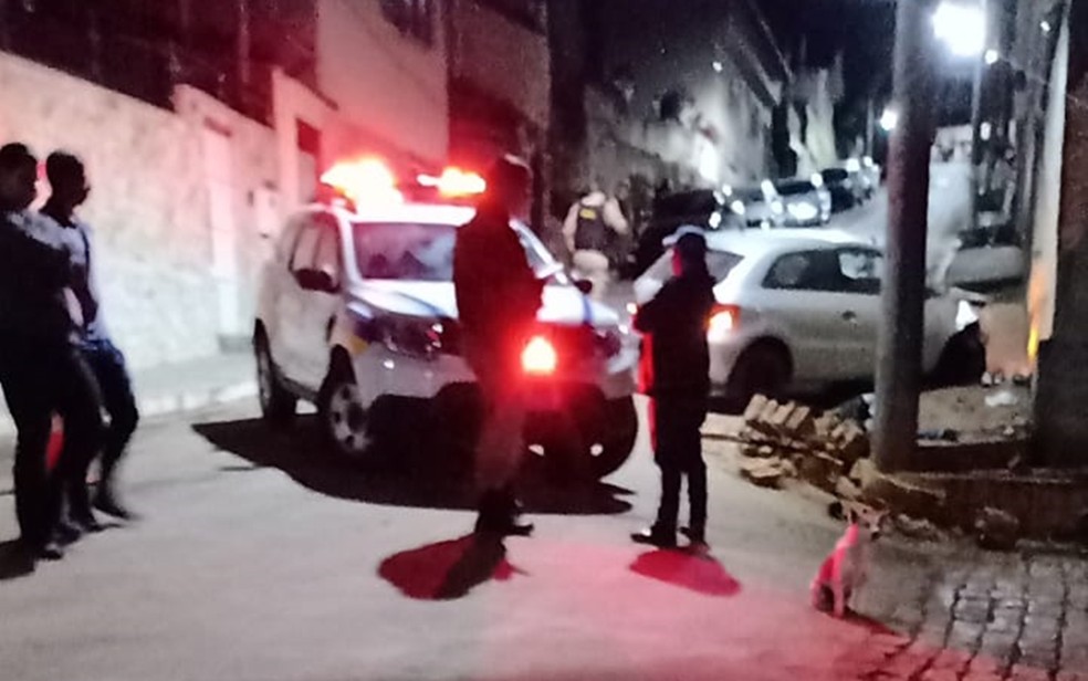 Homem morre ao ser atingido por carro após discussão sobre dívida em Brazópolis, MG — Foto: Redes sociais