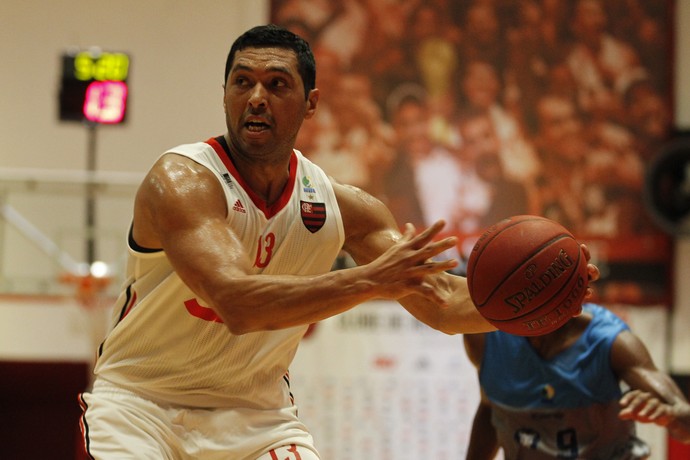 Cestinha do Flamengo, JP Batista comemora bom começo na equipe