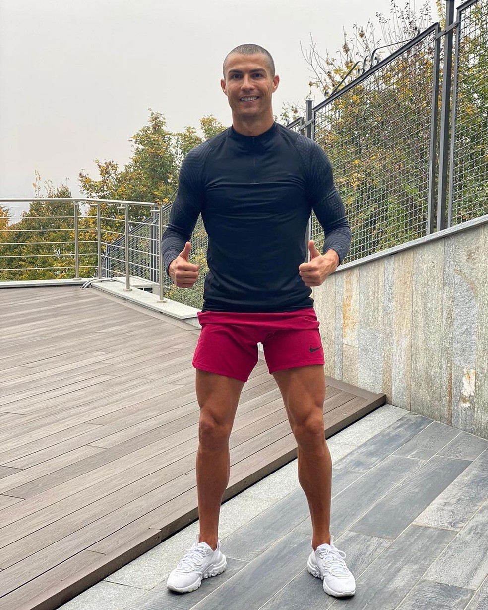 Cristiano Ronaldo exibiu novo visual nesta quarta — Foto: Reprodução/Instagram