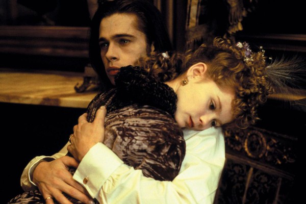 Kirsten Dunst e Brad Pitt em 'Entrevista Com o Vampiro' (1994) (Foto: Reprodução)