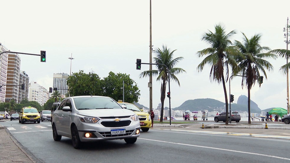 Avenida Atlântica, em Copacabana — Foto: Reprodução/TV Globo