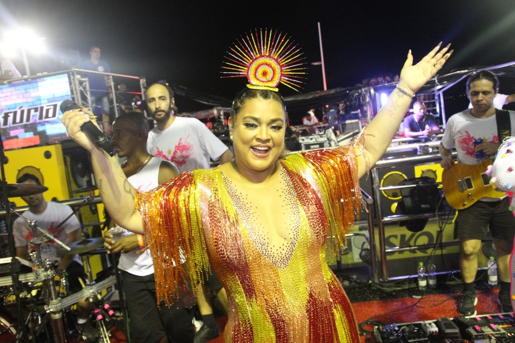 Preta Gil na segunda noite de carnaval de salvador — Foto: Daniel Delmiro/AgNews 