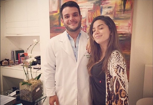 Dr. Theo e Anitta (Foto: Divulgação) Dr. Theo e Anitta (Foto: Divulgação)