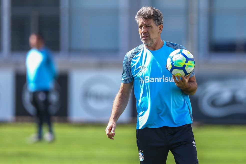 Renato Gaúcho gosta de tirar o peso do clássico no Brasileirão (Foto: Lucas Uebel / Grêmio / Divulgação)