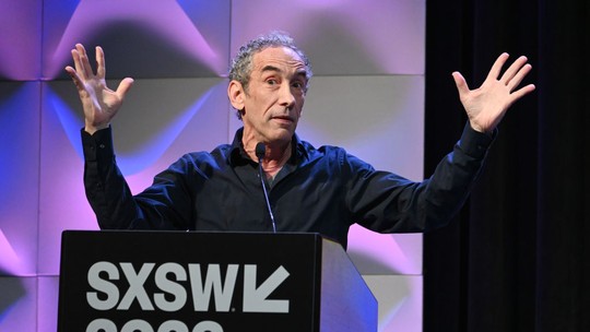 SXSW: Douglas Rushkoff desvenda o fenômeno de bilionários da tecnologia que se preparam para o fim do mundo 