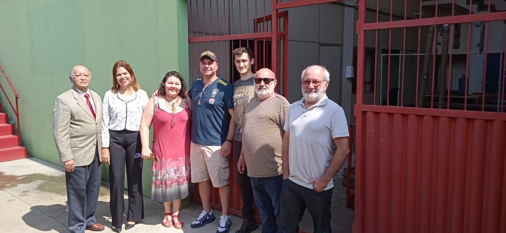 Senador Flávio Bolsonaro visitou laboratórios da Unir nesta quarta-feira (7).  — Foto: Arquivo pessoal