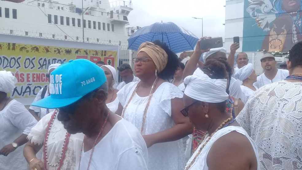 Ato é em repúdio a declaração da organização responsável pelo navio — Foto: Cid Vaz/TV Bahia