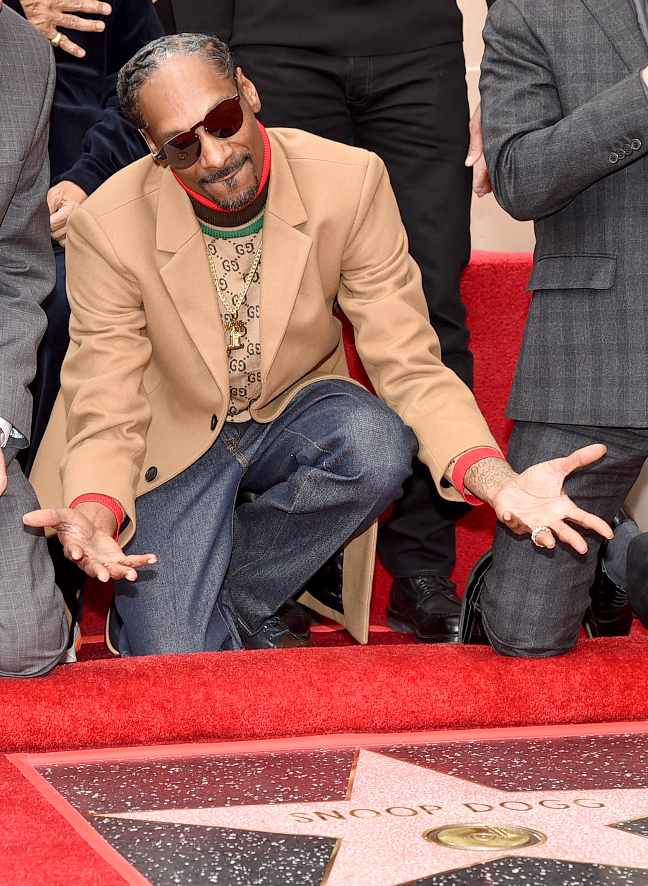 O rapper Snoop Dogg no evento no qual foi homenageado com uma estrela própria na Calçada da Fama de Hollywood (Foto: Getty Images)