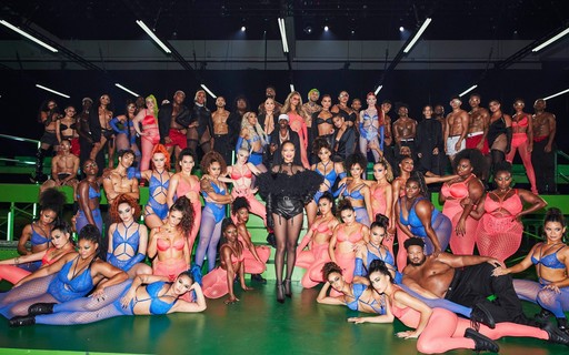 Foto: A cantora Rosalía foi uma das atrações especiais no desfile Savage x  Fenty - Purepeople