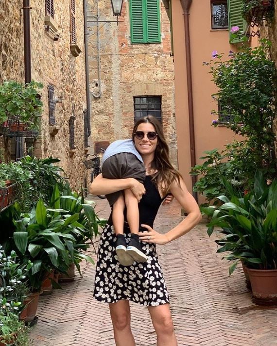 Jessica Biel e o filho Silas (Foto: Instagram)